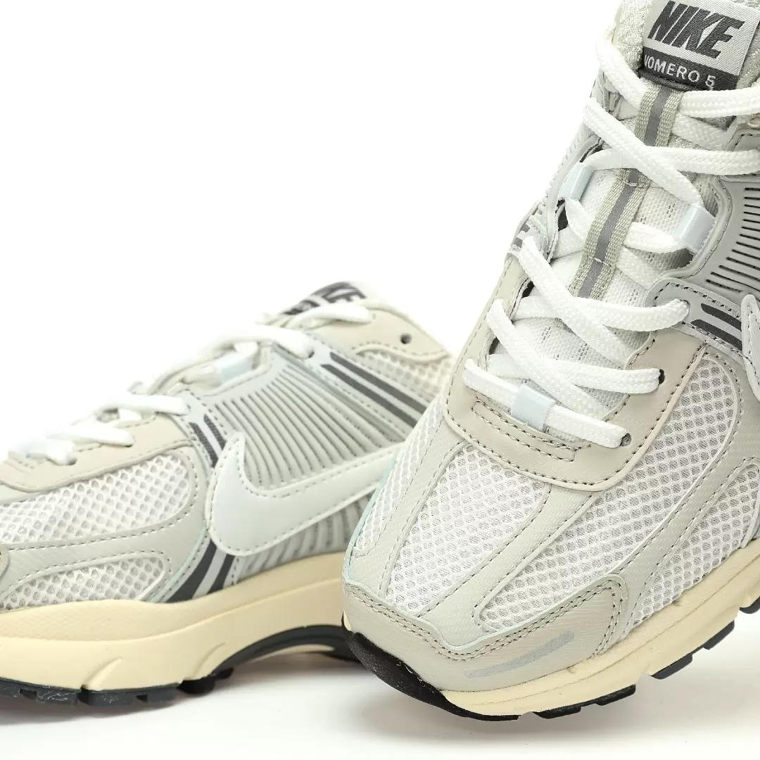 Nike Zoom Vomero 5 Platinum Tint - Image 8