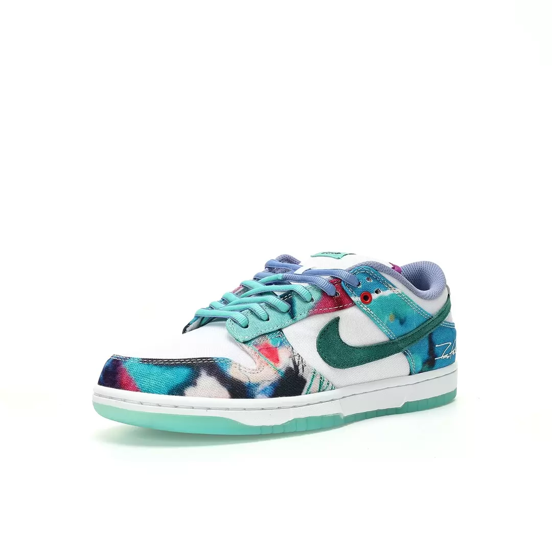 Nike SB Dunk Low Pro Bleached Aqua - Image 2