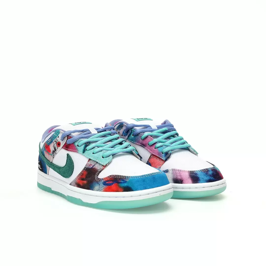 Nike SB Dunk Low Pro Bleached Aqua - Image 6