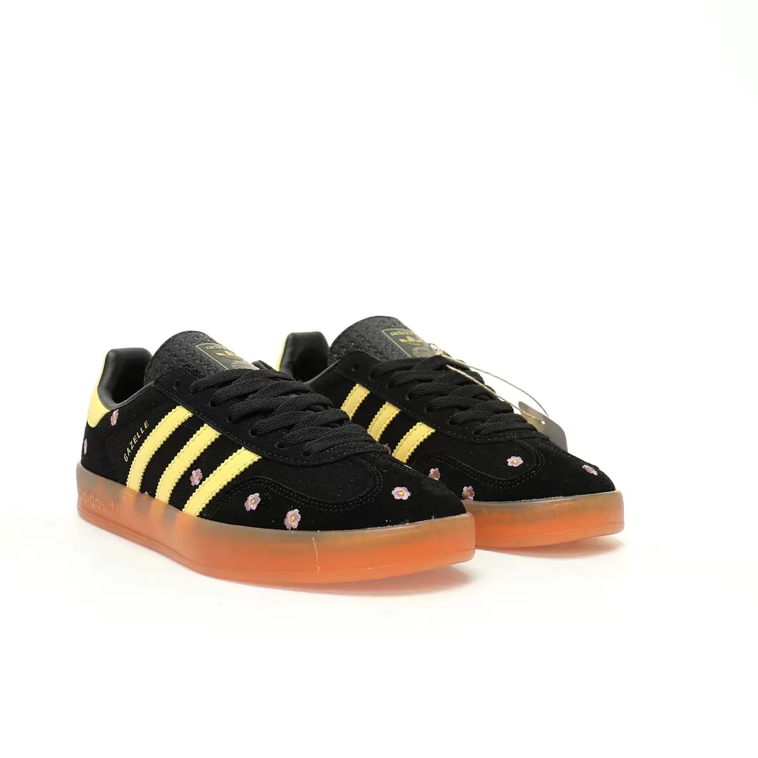 Adidas Gazelle Indoor Trainers Black And Yellow Powder Little Daisy Embroidery Edition - Image 6