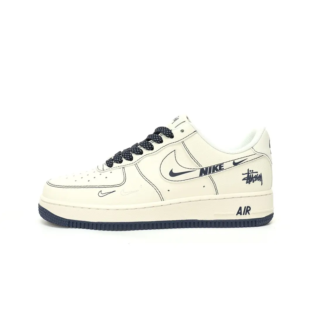 Nike Air Force 1´07 Low Stussy Co-branded Beige Navy, Stussy Embroidery