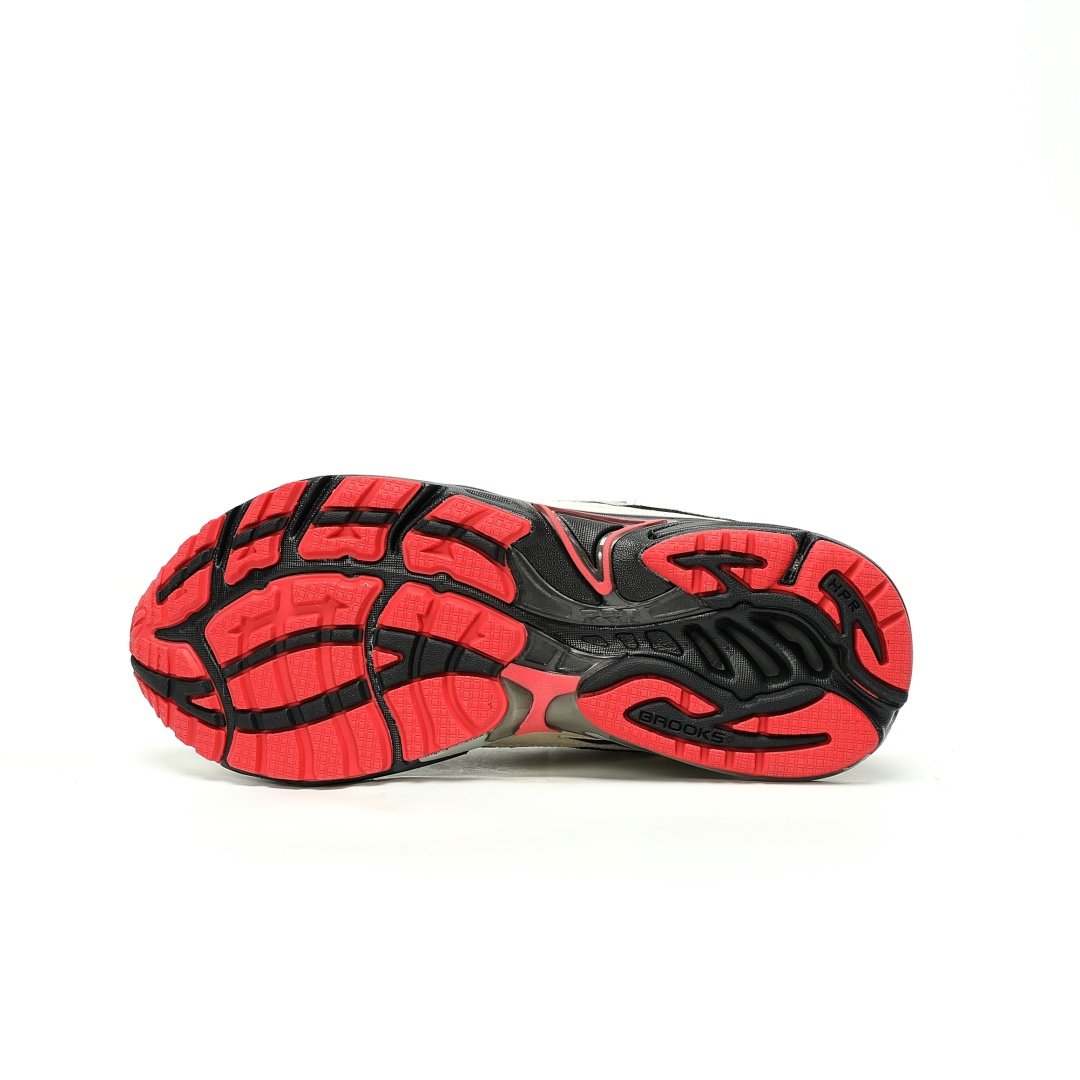 Jeff Staple x Brooks Adrenaline GTS 4 Pigeon Pink - Image 5