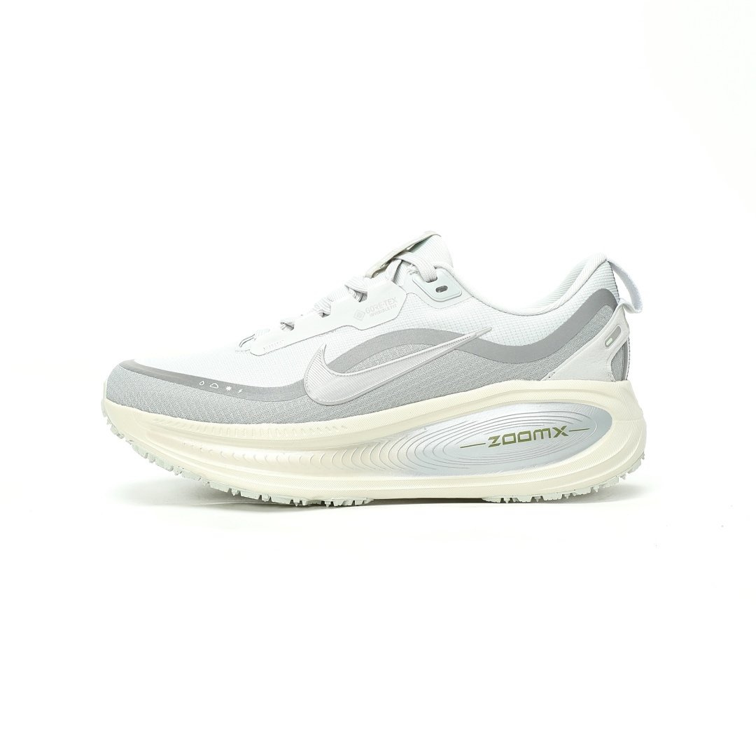 Nike Vomero 18 Zoomx Gore-Tex Pure Platinum Light Pumice Peak White Gray Reflective GTX