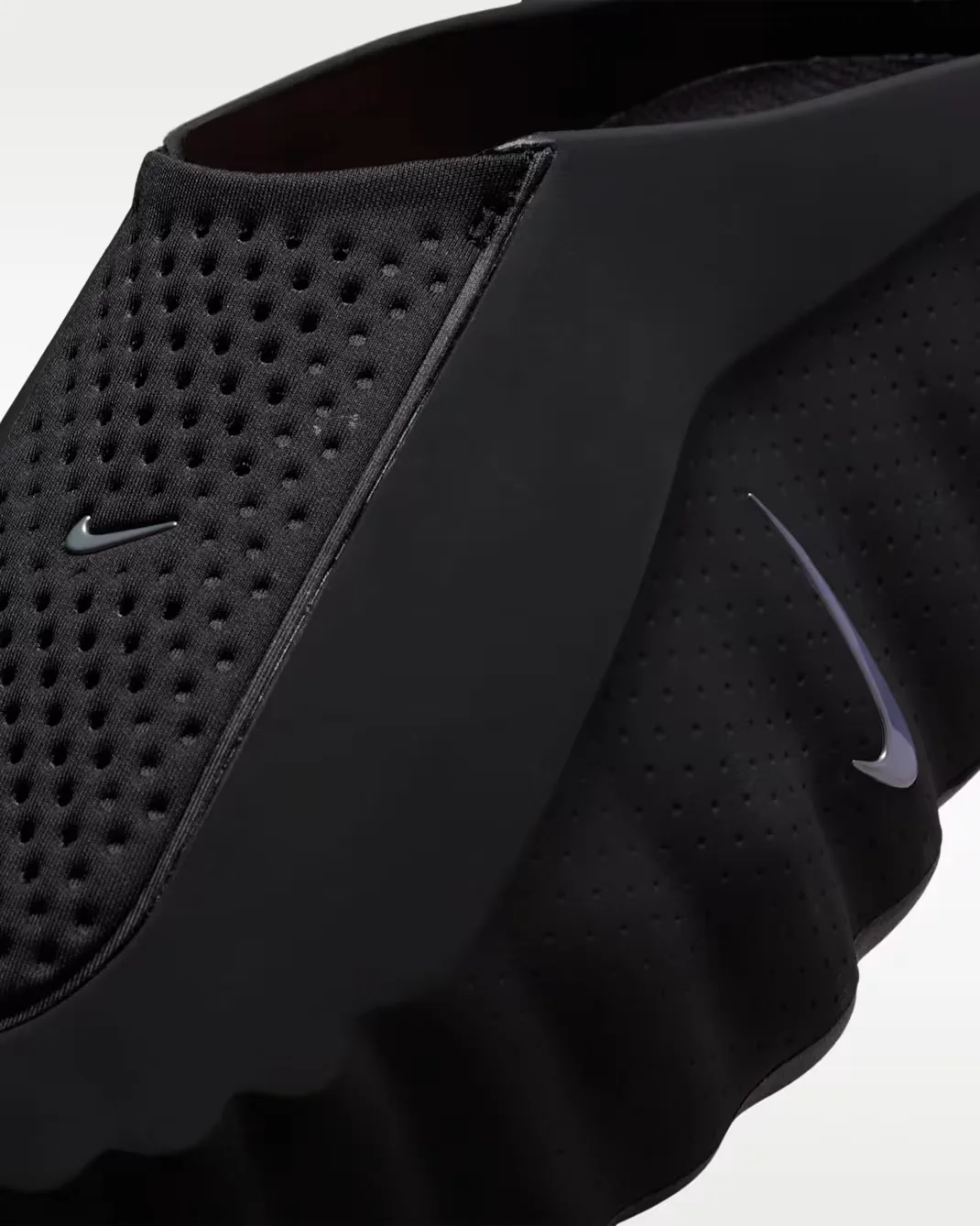 Nike Mind 001 Men's Pregame Mules Black - Image 5