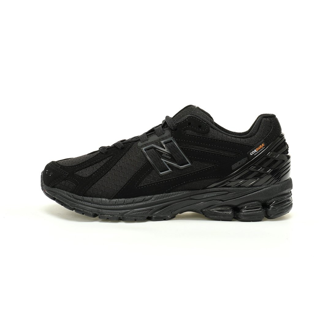 New Balance M1906R Cordura Black Oxford Cloth Warrior Warped Runner